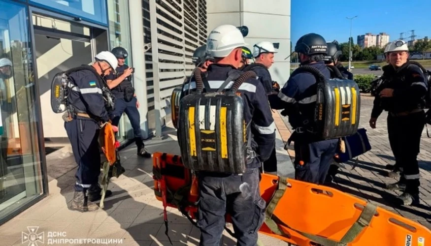 Удар по ТЦ у Кривому Розі: хронологія наслідків атаки 21 серпня