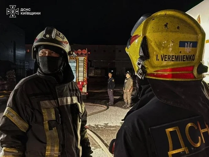 Атака на Київщину: у лікарні померла поранена дитина, четверо загиблих