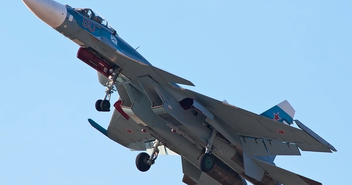 Палубний винищувач Су-33 наземного базування ЗС РФ (фото: Wikimedia Commons / Igor Bubin)