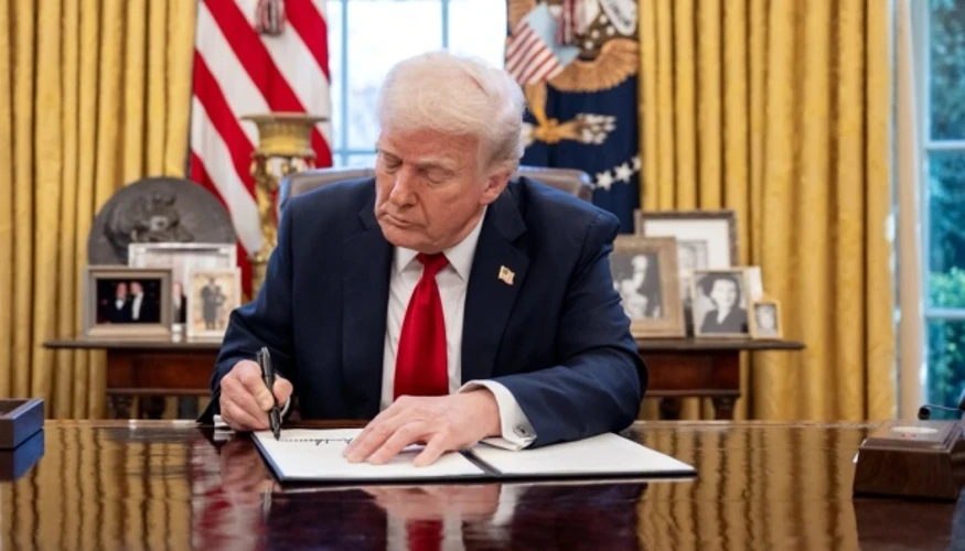 Білий дім оприлюднив указ президента США Дональда Трампа про призупинення санкцій